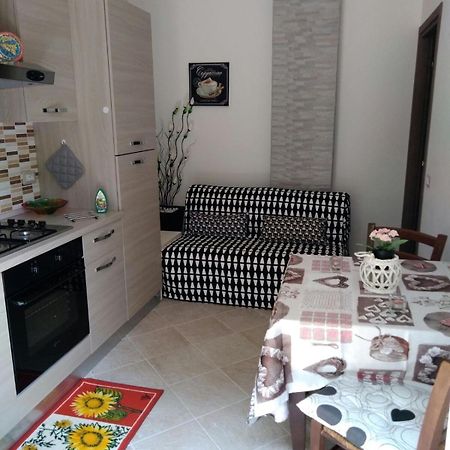 Holiday House Marlin Giardini Naxos Ngoại thất bức ảnh