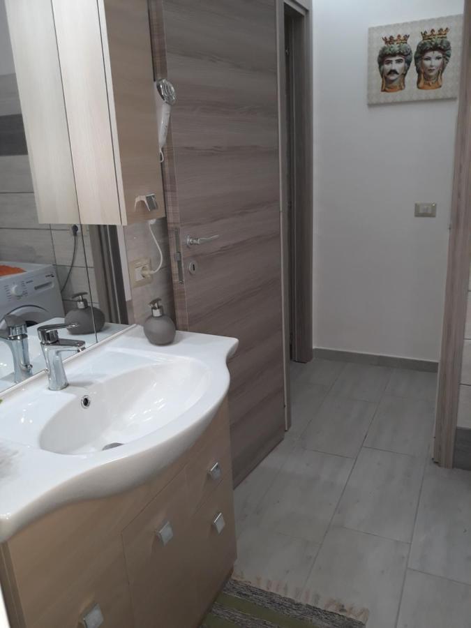 Holiday House Marlin Giardini Naxos Ngoại thất bức ảnh